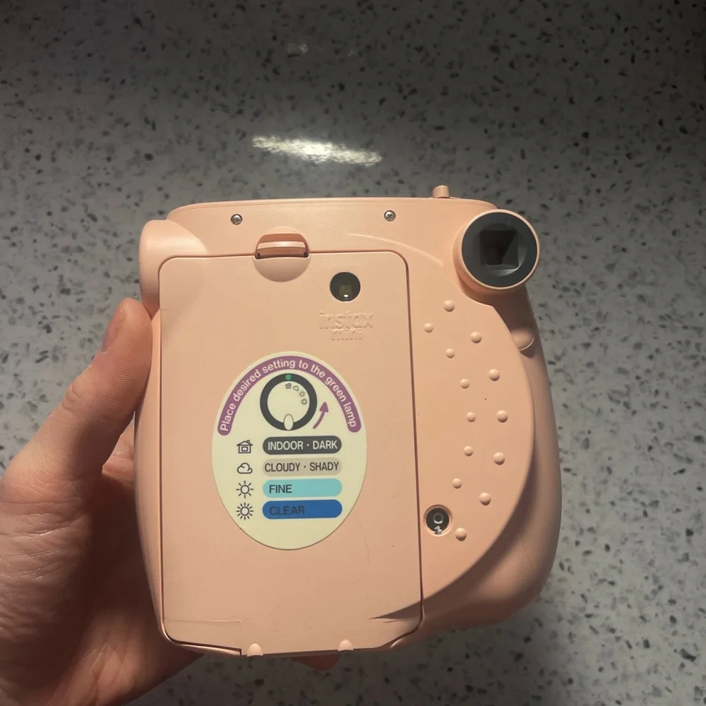 Fujifilm Instax Mini 7s Camera